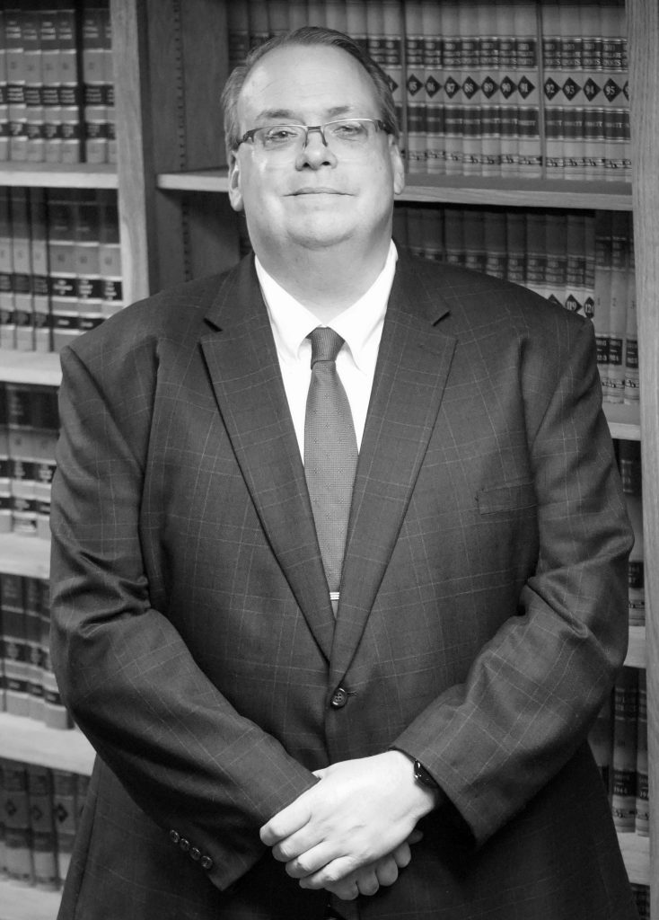 Tudor Headshot Waist BW